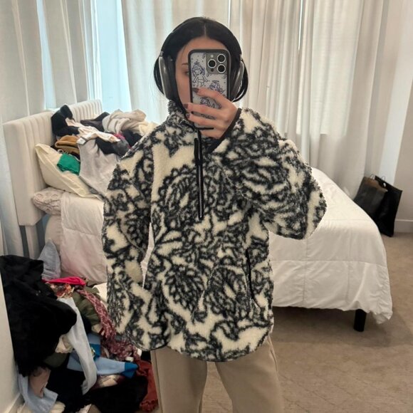 H&M Black & White Floral Sherpa Fleece Pullover Half Zip Teddy – Size S - Picture 4 of 6